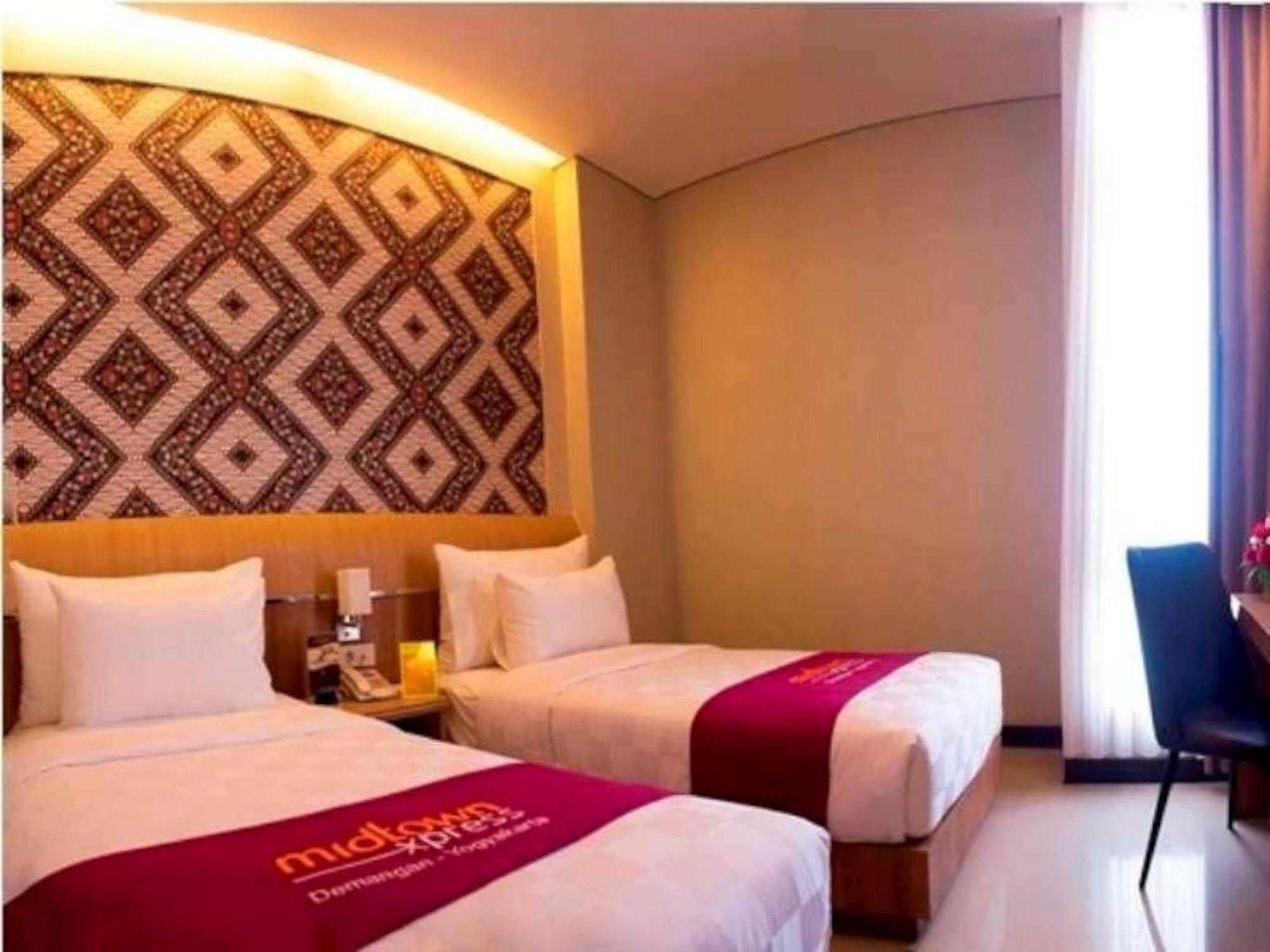 D'Kalpa Hotel Demangan Yogyakarta Pakualaman エクステリア 写真